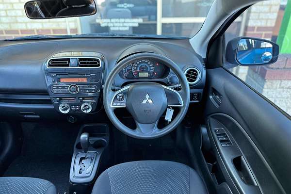 2015 Mitsubishi Mirage ES LA