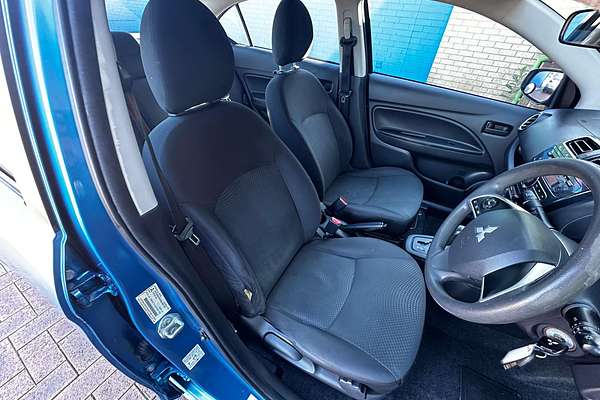 2015 Mitsubishi Mirage ES LA