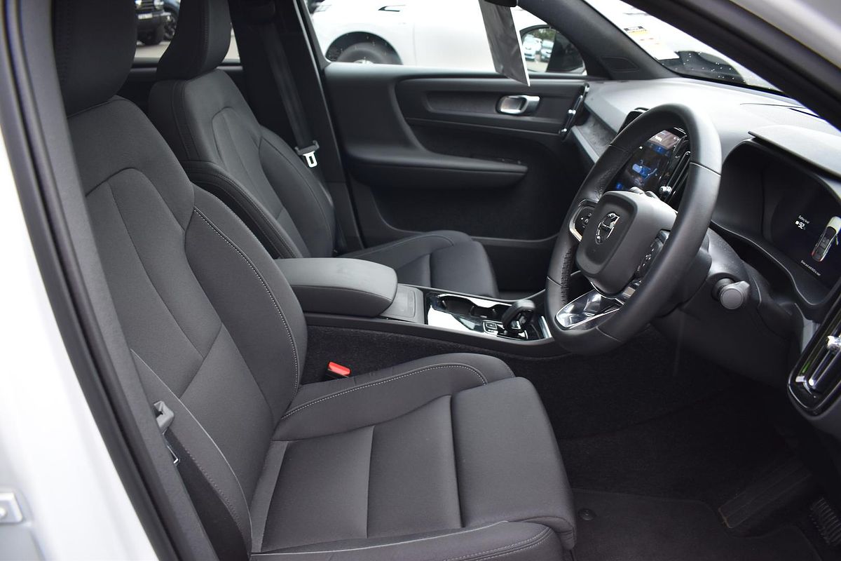 2022 Volvo C40 Recharge