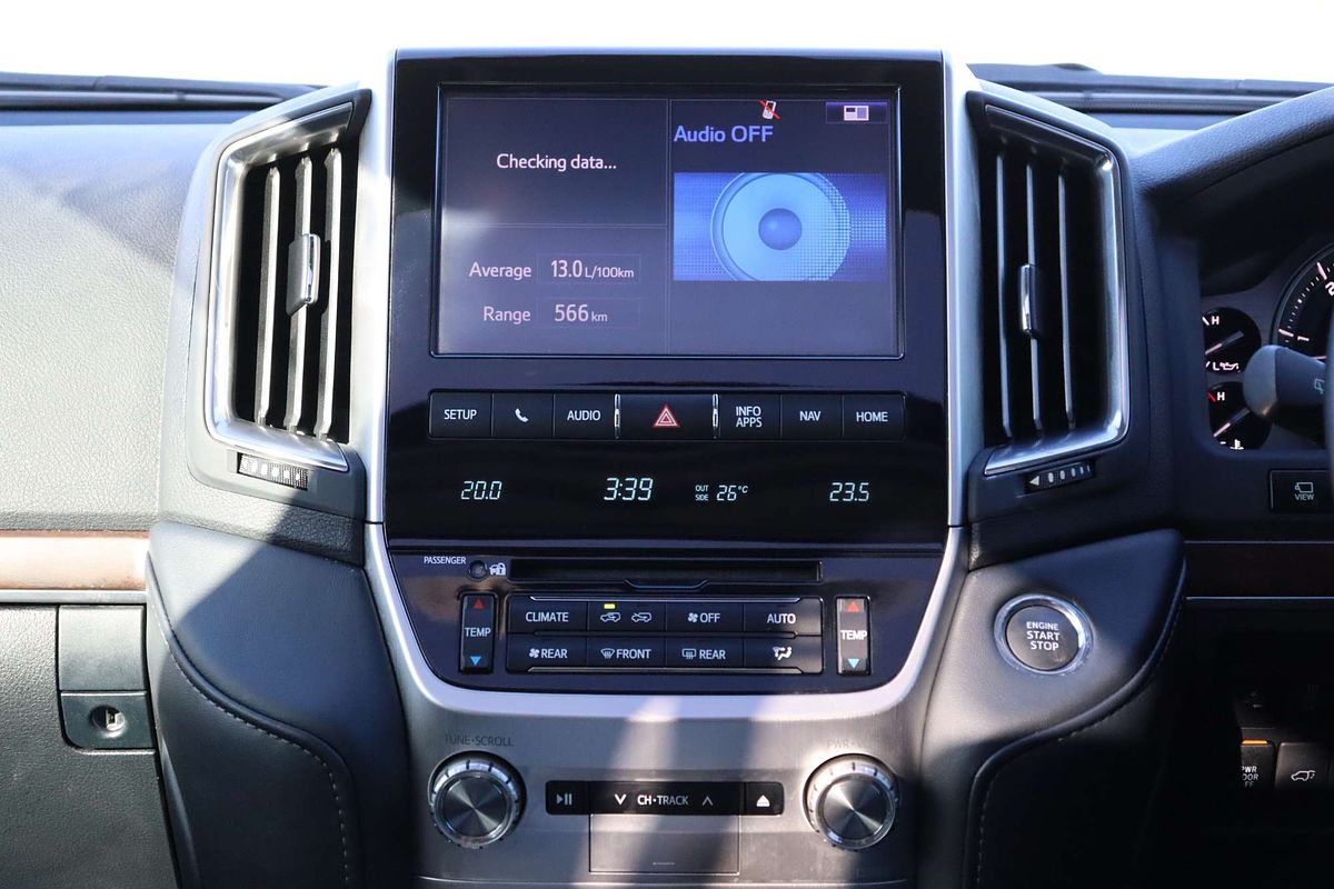 2019 Toyota Landcruiser Sahara VDJ200R