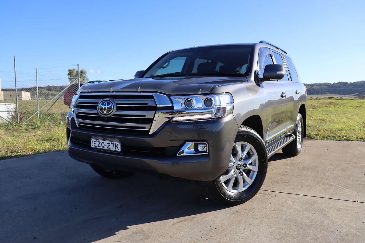 2019 Toyota Landcruiser Sahara VDJ200R