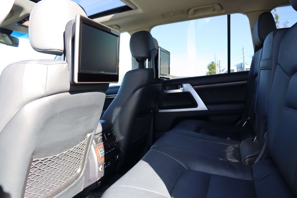 2019 Toyota Landcruiser Sahara VDJ200R