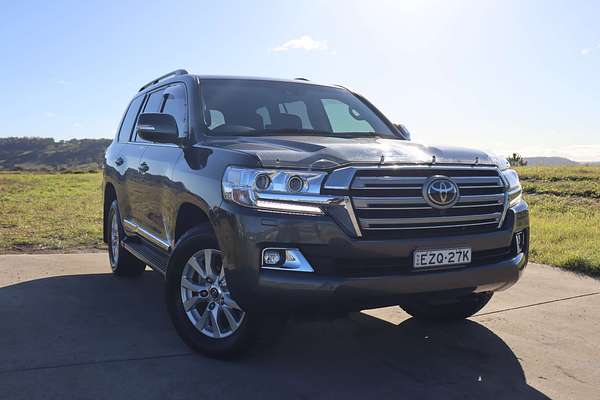 2019 Toyota Landcruiser Sahara VDJ200R
