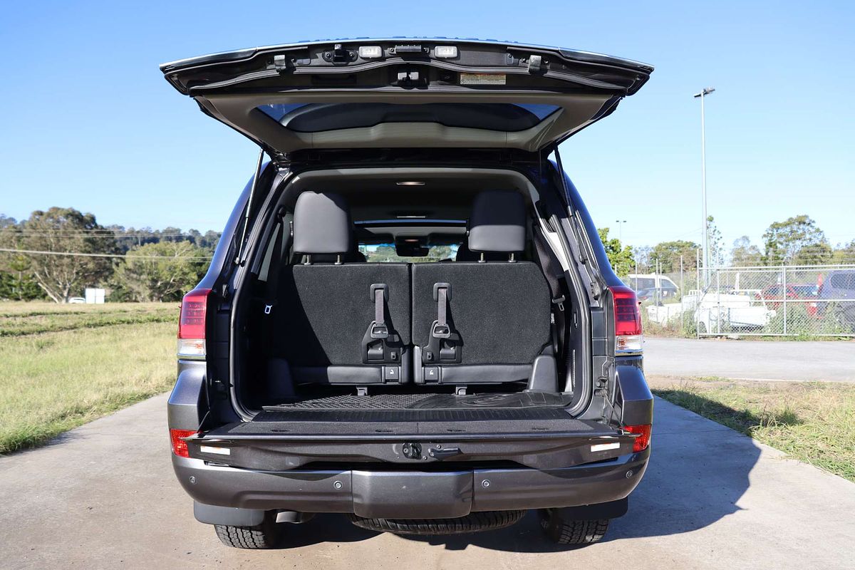 2019 Toyota Landcruiser Sahara VDJ200R