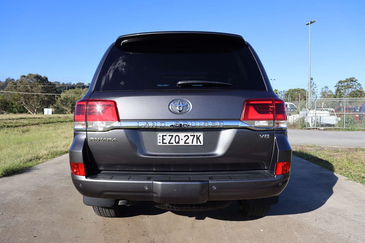 2019 Toyota Landcruiser Sahara VDJ200R