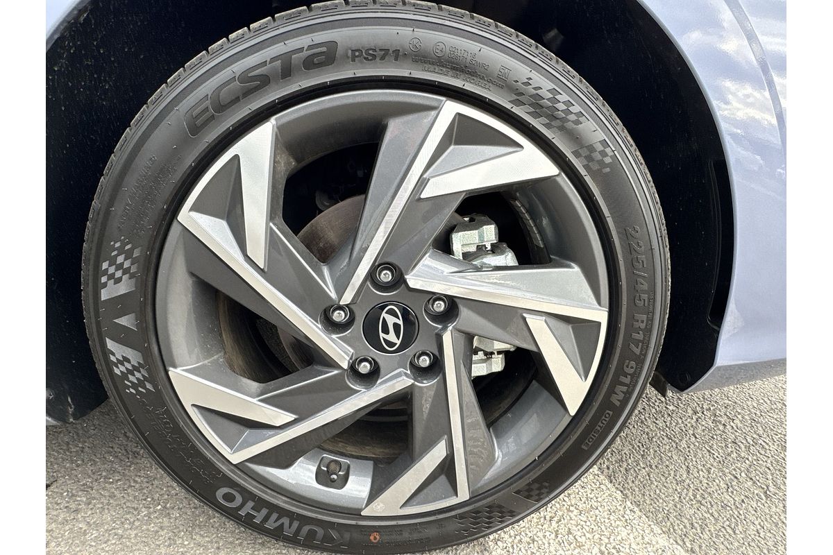 2024 Hyundai i30 Premium CN7.V2
