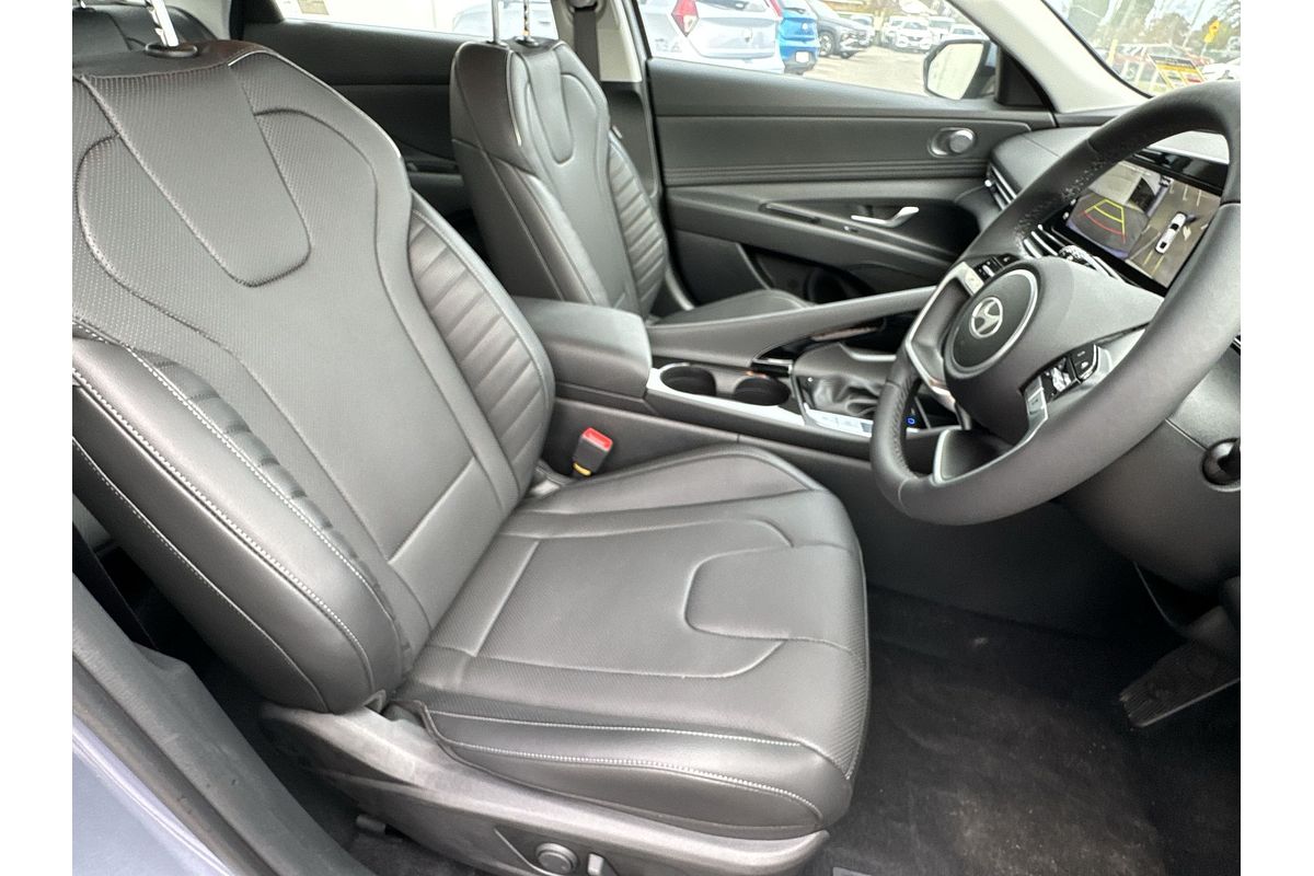 2024 Hyundai i30 Premium CN7.V2