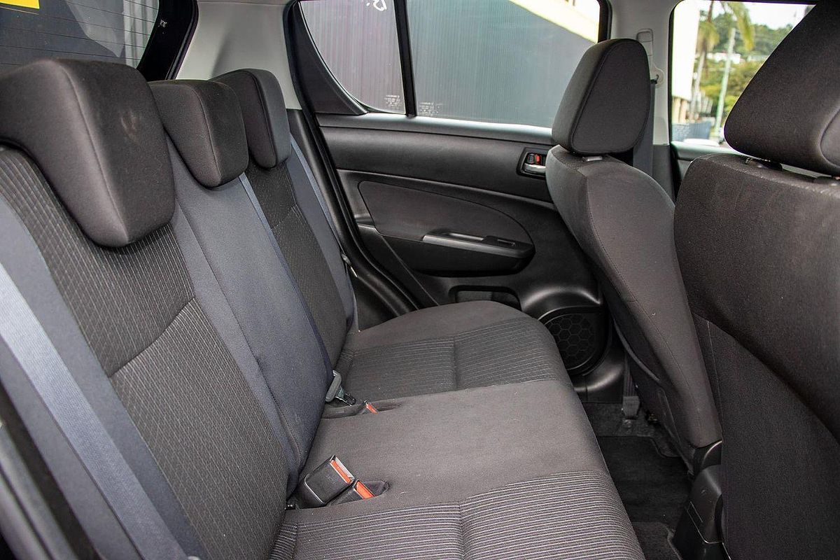 2016 Suzuki Swift GL Navigator FZ