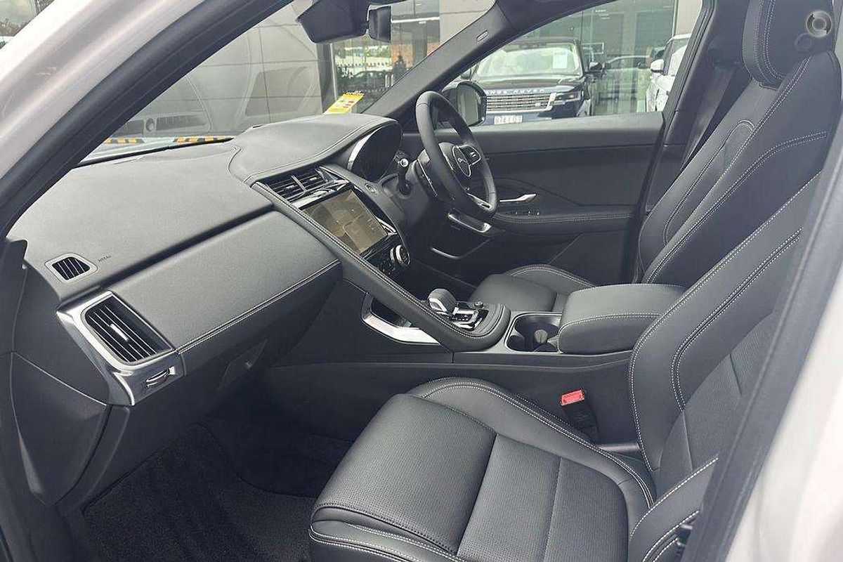 2024 Jaguar E-PACE P250 R-Dynamic SE X540