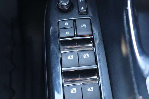 2024 Toyota Hilux SR5 GUN126R 4X4