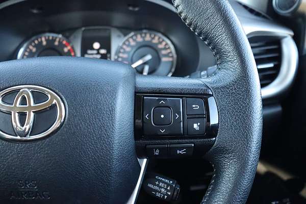 2024 Toyota Hilux SR5 GUN126R 4X4