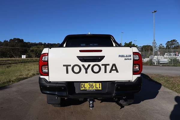 2024 Toyota Hilux SR5 GUN126R 4X4