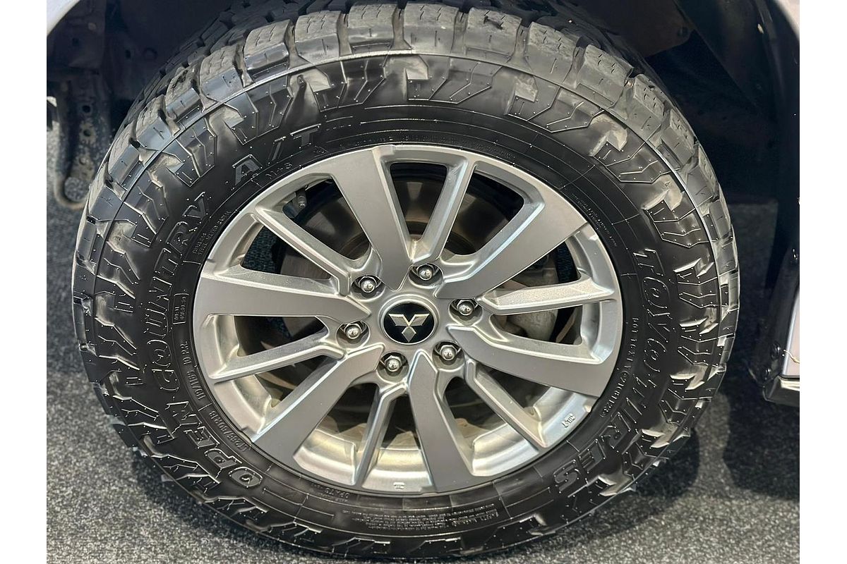 2019 Mitsubishi Pajero Sport GLX QE