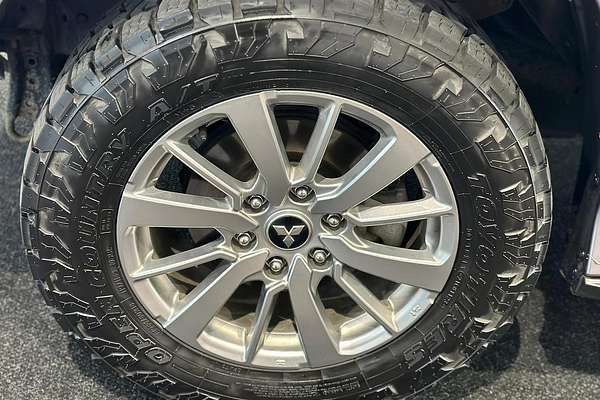 2019 Mitsubishi Pajero Sport GLX QE