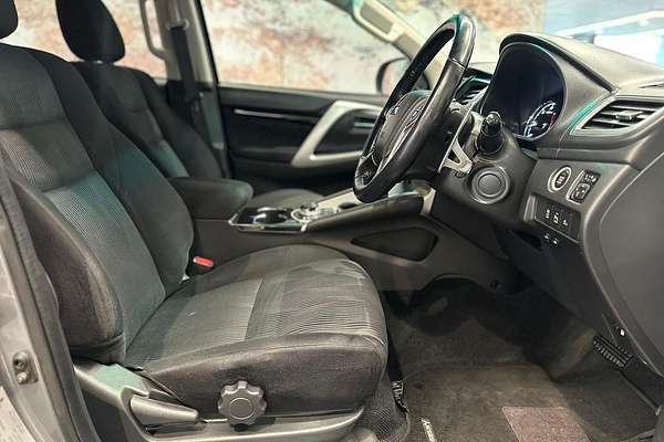 2019 Mitsubishi Pajero Sport GLX QE