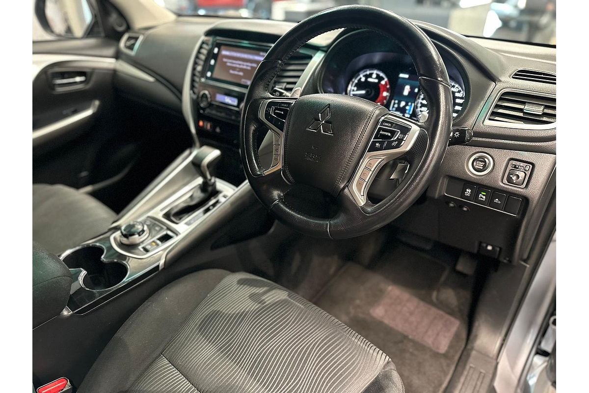 2019 Mitsubishi Pajero Sport GLX QE