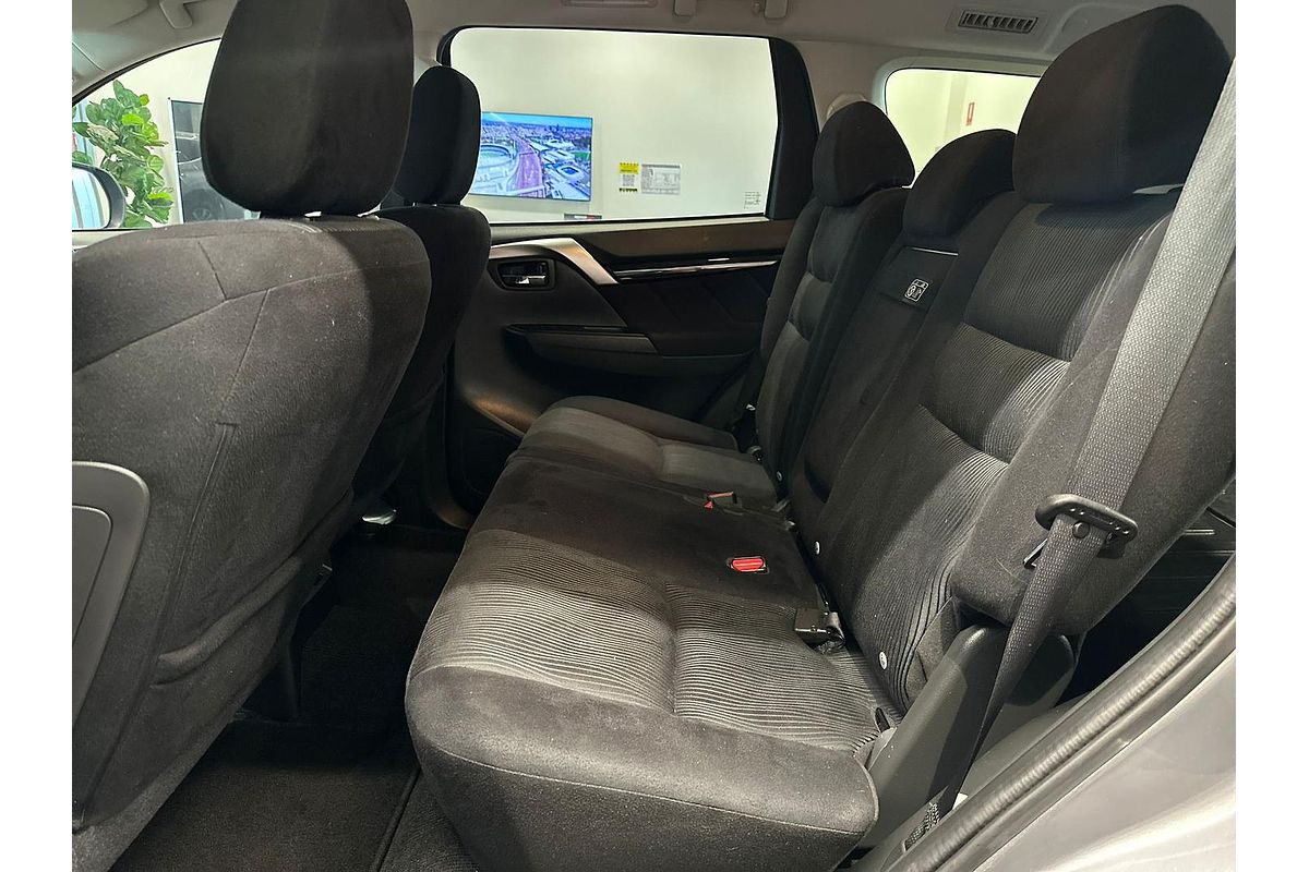 2019 Mitsubishi Pajero Sport GLX QE