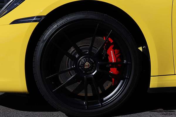 2023 Porsche 911 Carrera GTS 992
