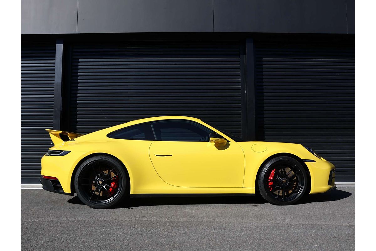 2023 Porsche 911 Carrera GTS 992