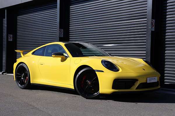 2023 Porsche 911 Carrera GTS 992