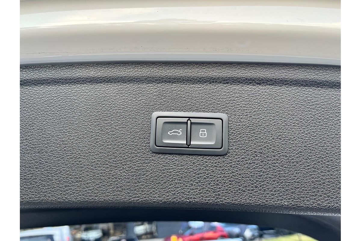 2021 Audi Q5 45 TFSI Sport FY