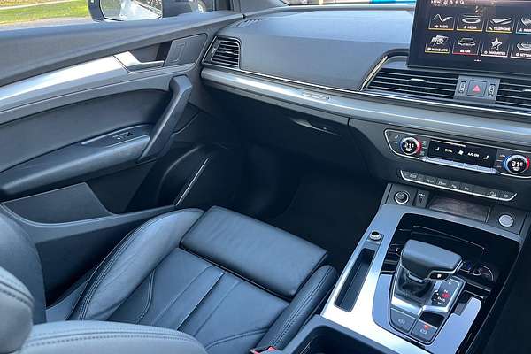 2021 Audi Q5 45 TFSI Sport FY