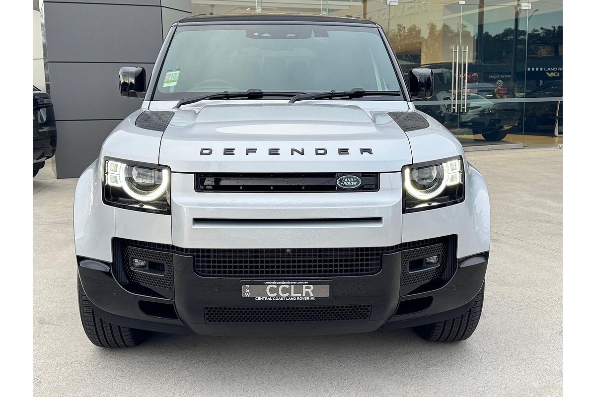 2024 Land Rover Defender 110 D300 X-Dynamic SE L663