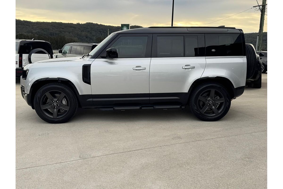 2024 Land Rover Defender 110 D300 X-Dynamic SE L663