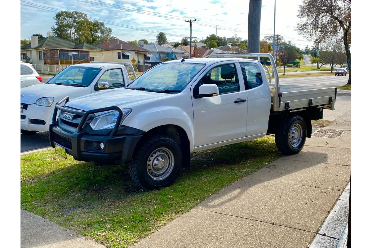 2017 Isuzu D-MAX SX