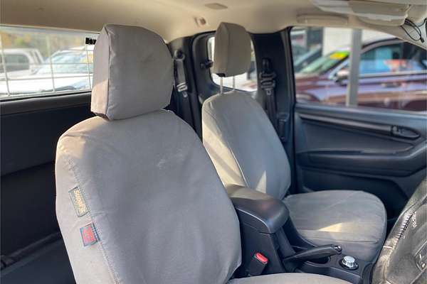 2017 Isuzu D-MAX SX