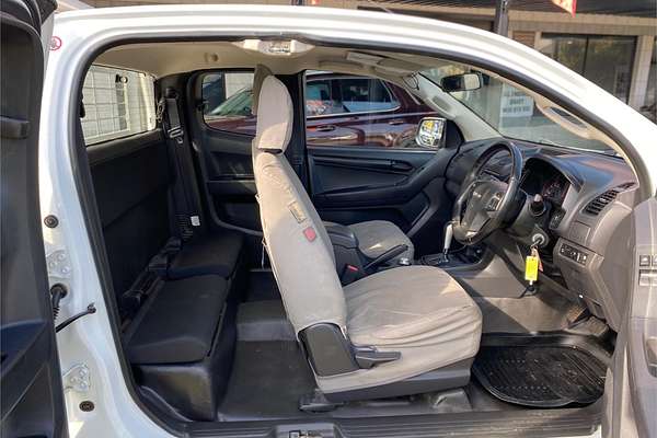 2017 Isuzu D-MAX SX