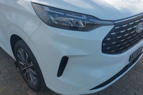 2025 Ford Tourneo Titanium X AV SWB