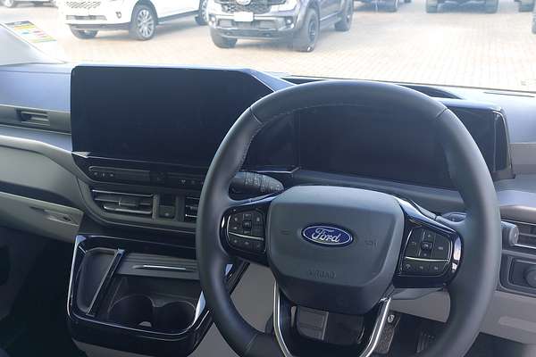 2025 Ford Tourneo Titanium X AV SWB