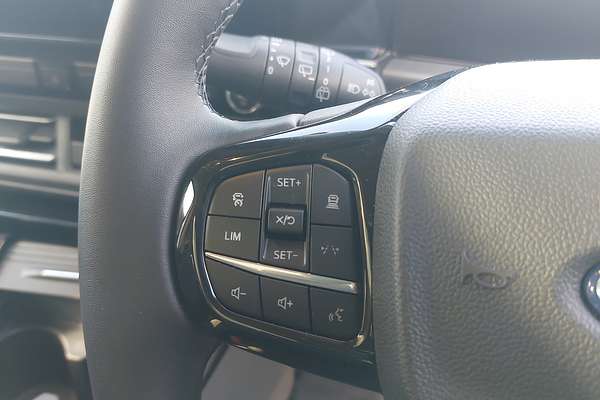 2025 Ford Tourneo Titanium X AV SWB
