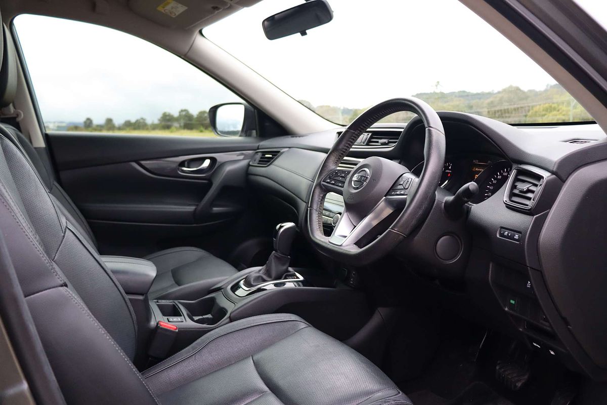 2017 Nissan X-TRAIL ST-L T32 Series II