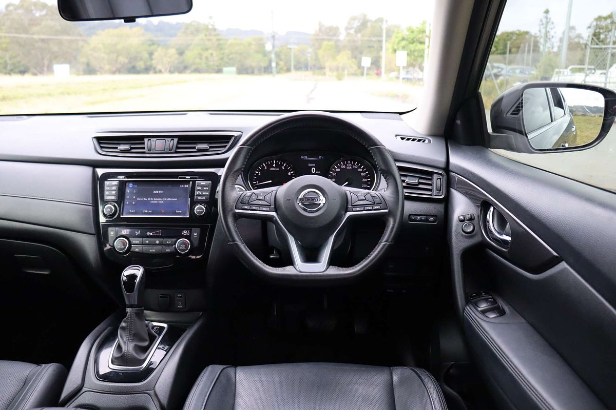2017 Nissan X-TRAIL ST-L T32 Series II