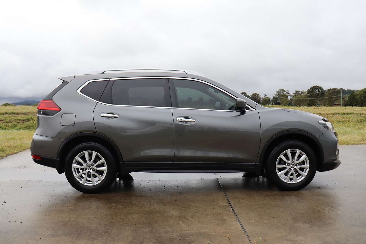 2017 Nissan X-TRAIL ST-L T32 Series II