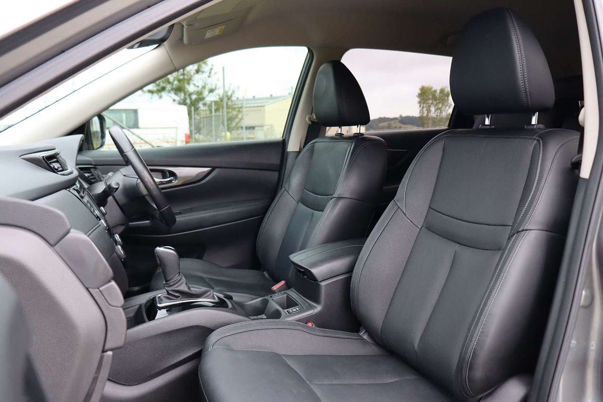 2017 Nissan X-TRAIL ST-L T32 Series II