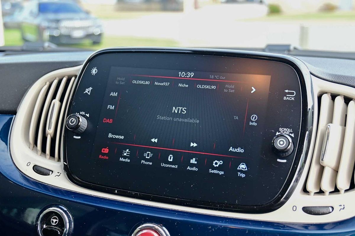 2021 Fiat 500C Dolcevita Series 9