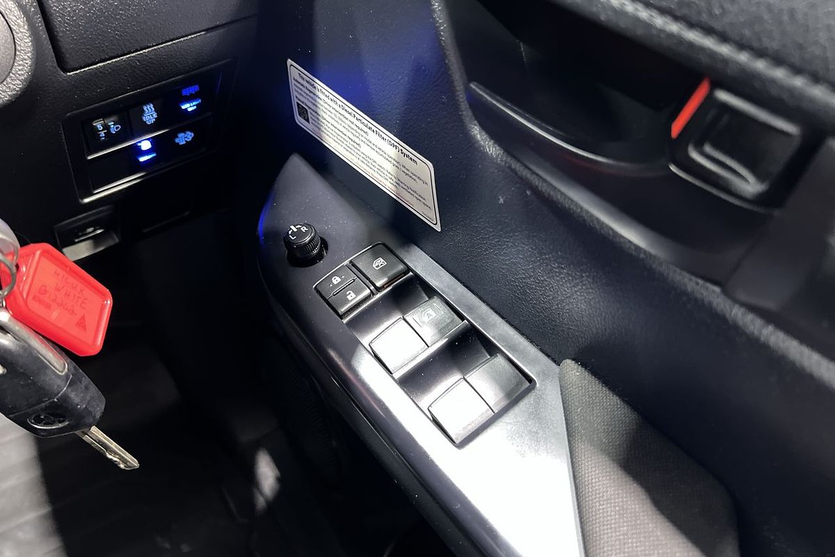 2021 Toyota Hilux SR GUN126R 4X4