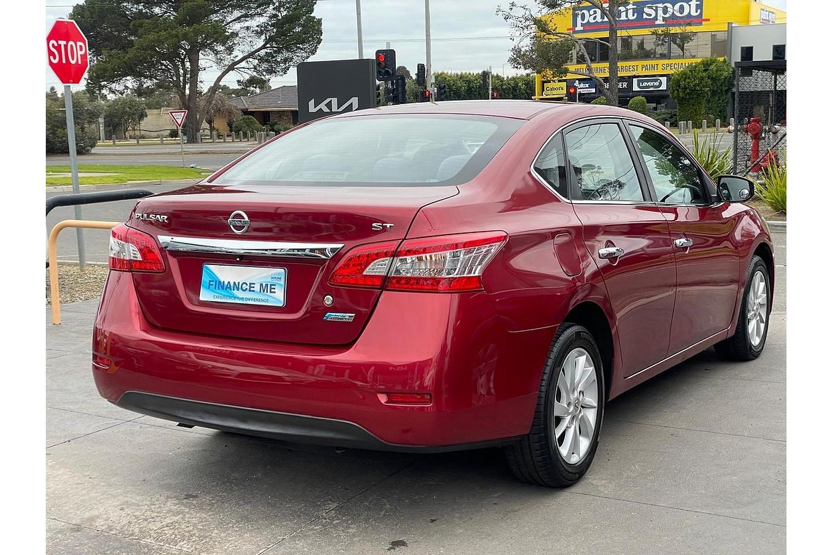 2013 Nissan Pulsar ST B17
