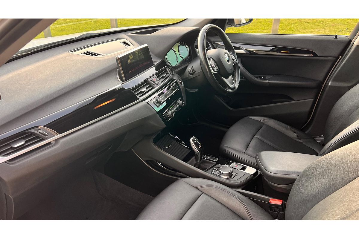 2019 BMW X1 sDrive18i F48