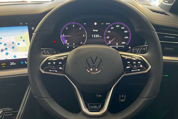 2024 Volkswagen Touareg 210TDI R-Line RC
