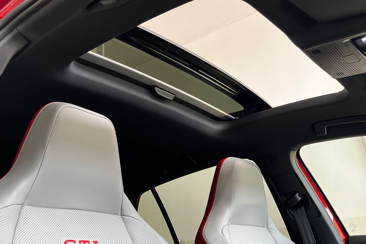 2025 Volkswagen Golf GTI 8.5