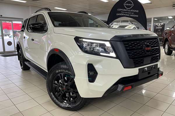 2025 Nissan Navara PRO-4X D23 4X4