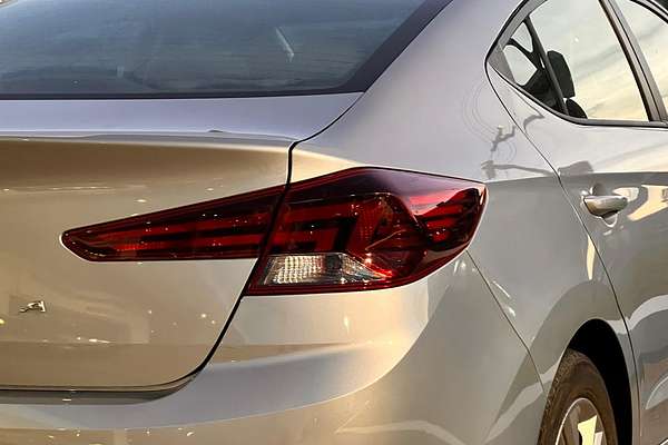 2020 Hyundai Elantra Active AD.2
