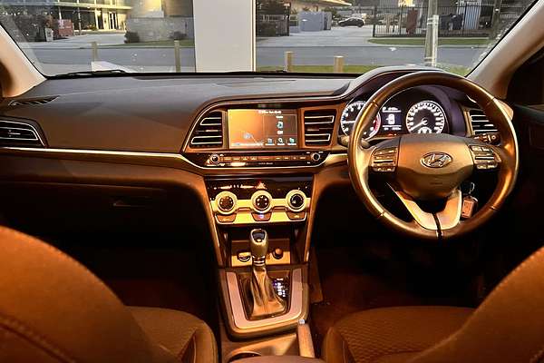 2020 Hyundai Elantra Active AD.2