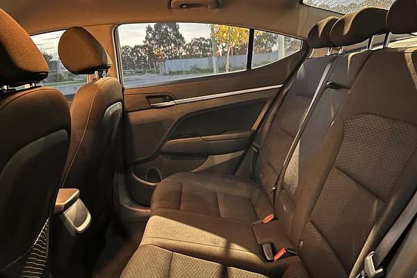 2020 Hyundai Elantra Active AD.2