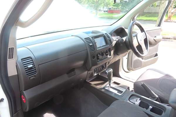 2009 Nissan Navara ST-X D40 4X4