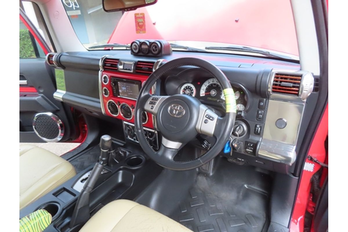 2012 Toyota FJ Cruiser GSJ15R